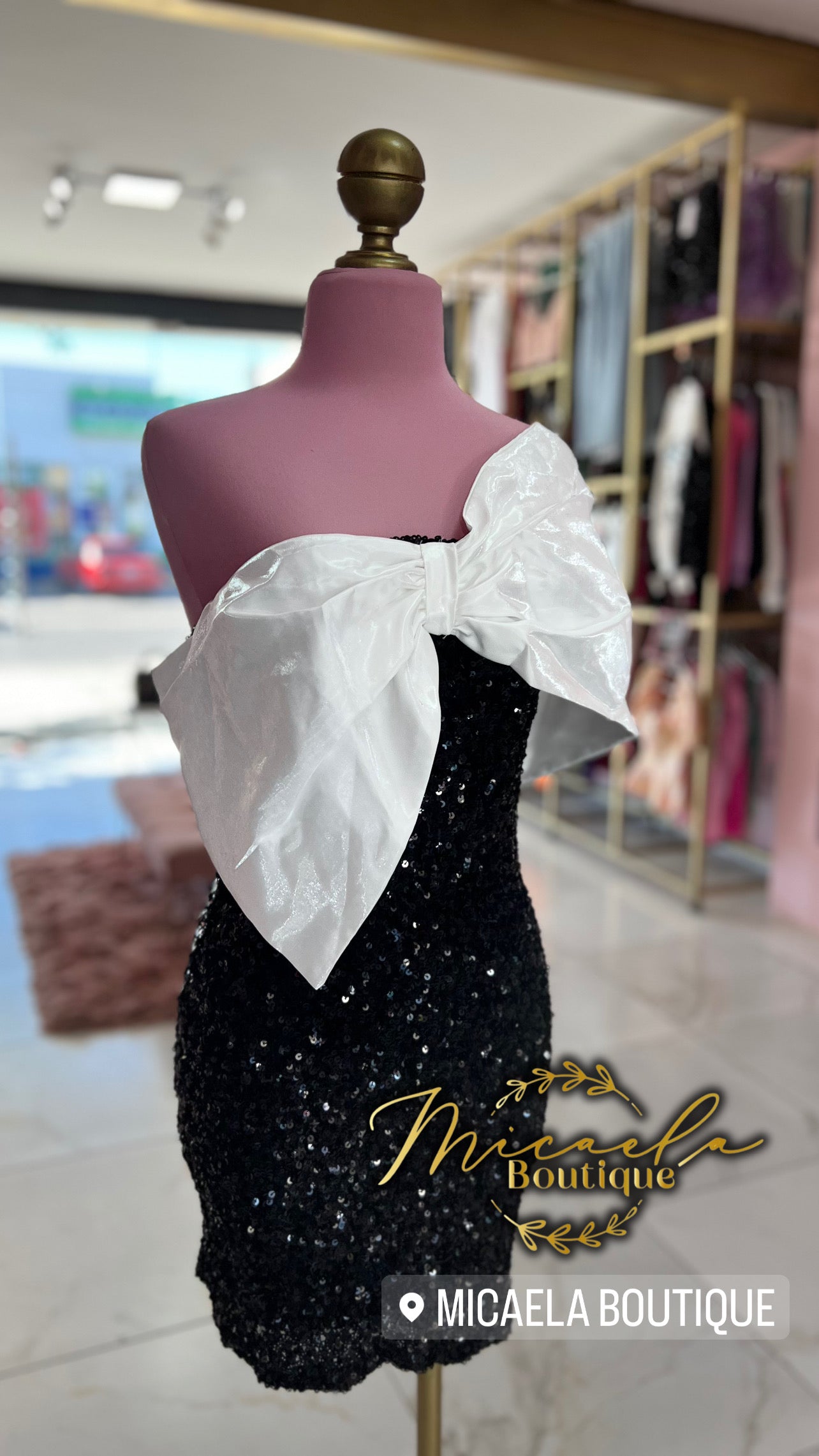 Vestido moño blanco