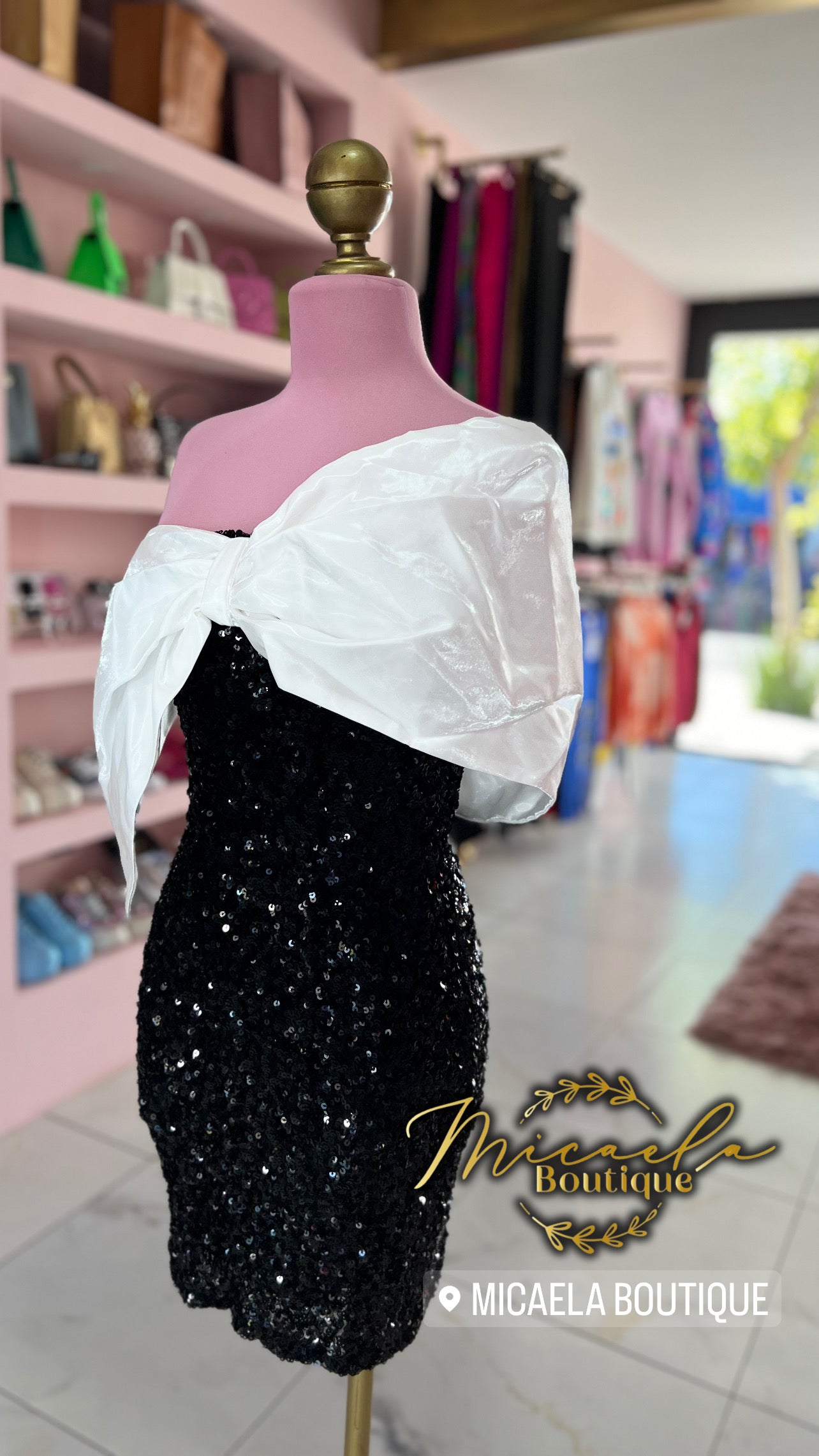 Vestido moño blanco