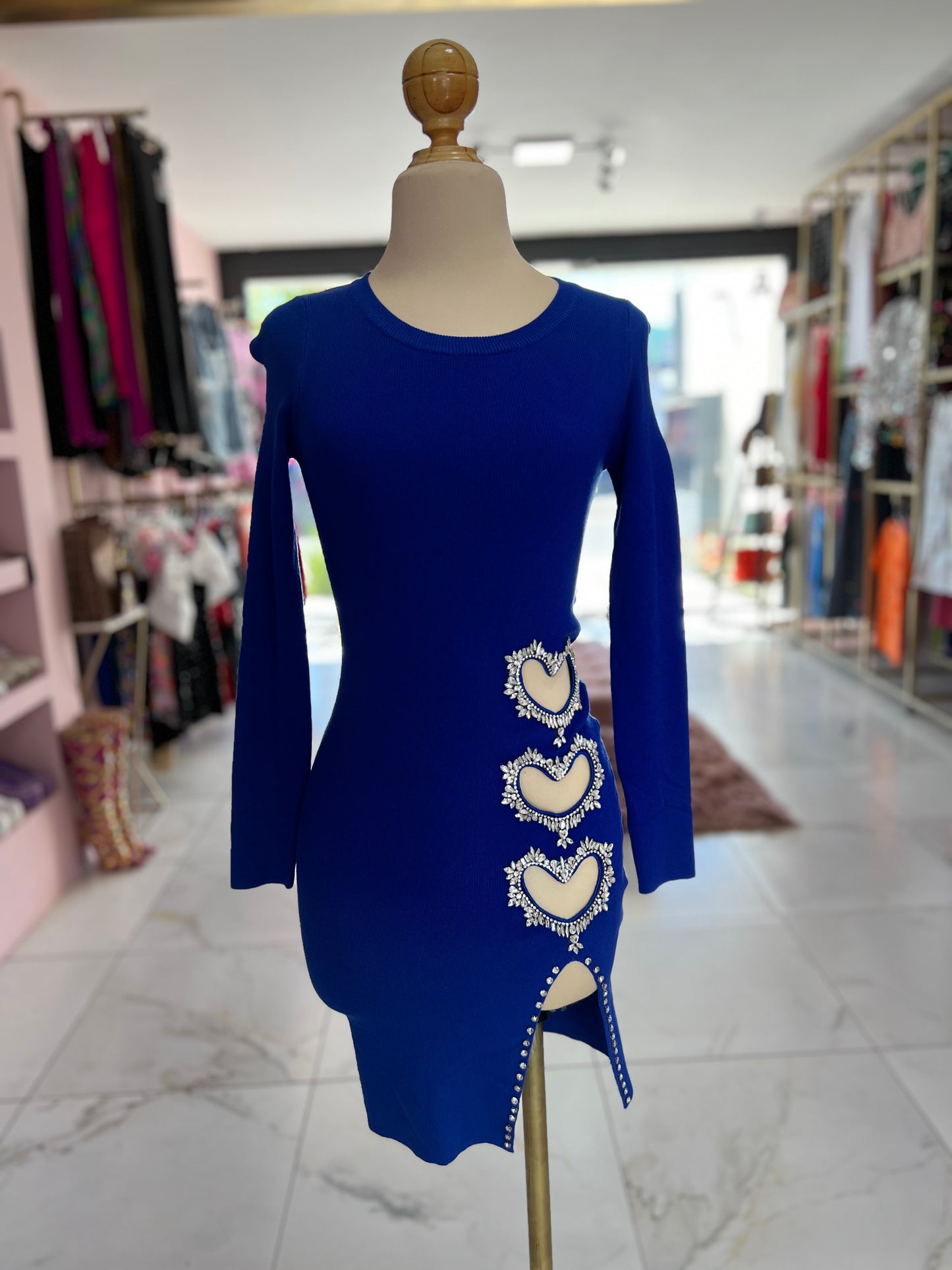 Vestido azul corazones