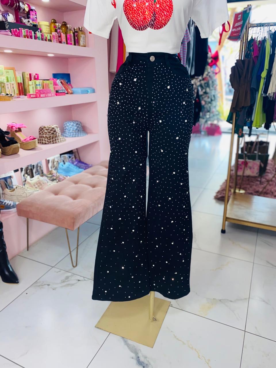 Jeans negro con pedrería