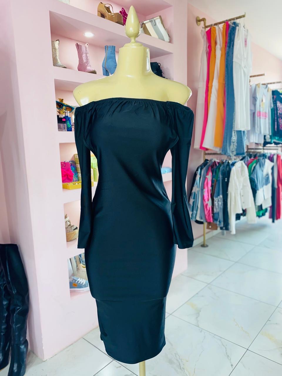 Vestido outshoulder negro