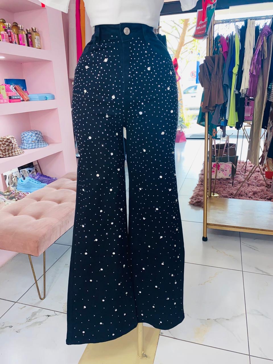 Jeans negro con pedrería